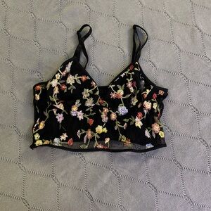 SHEIN Black Floral Embroidered Crop Bra Top